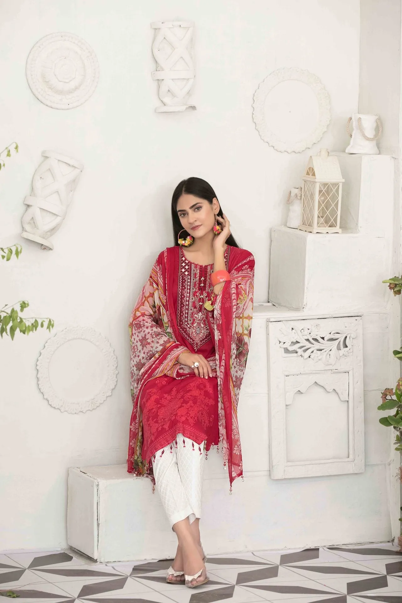 Raqami Lawn Collection by Tawakkal Fabrics – D-1616