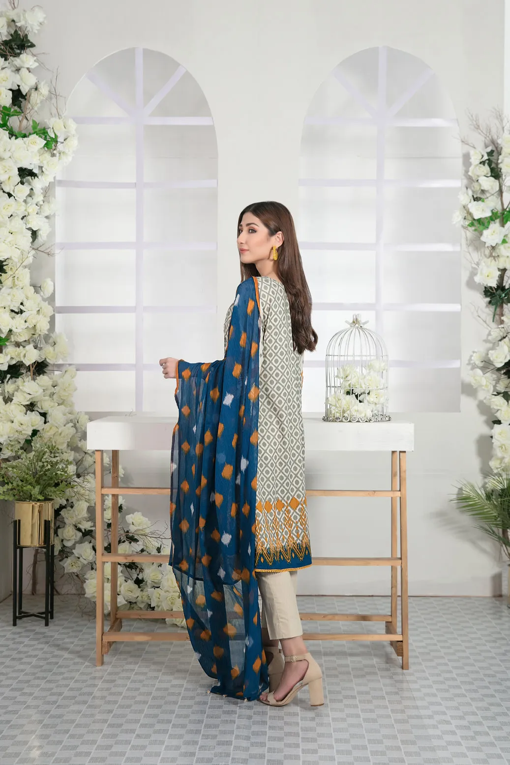 Tawakkal Titania Lawn Collection 2022 – D-7090