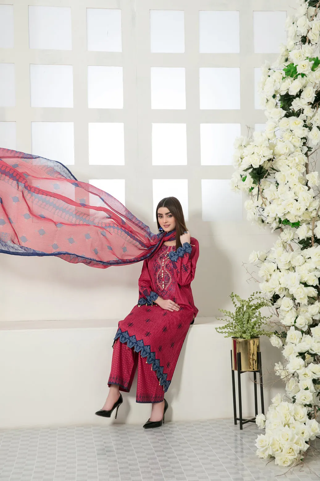 Tawakkal Titania Lawn Collection 2022 – D-7098