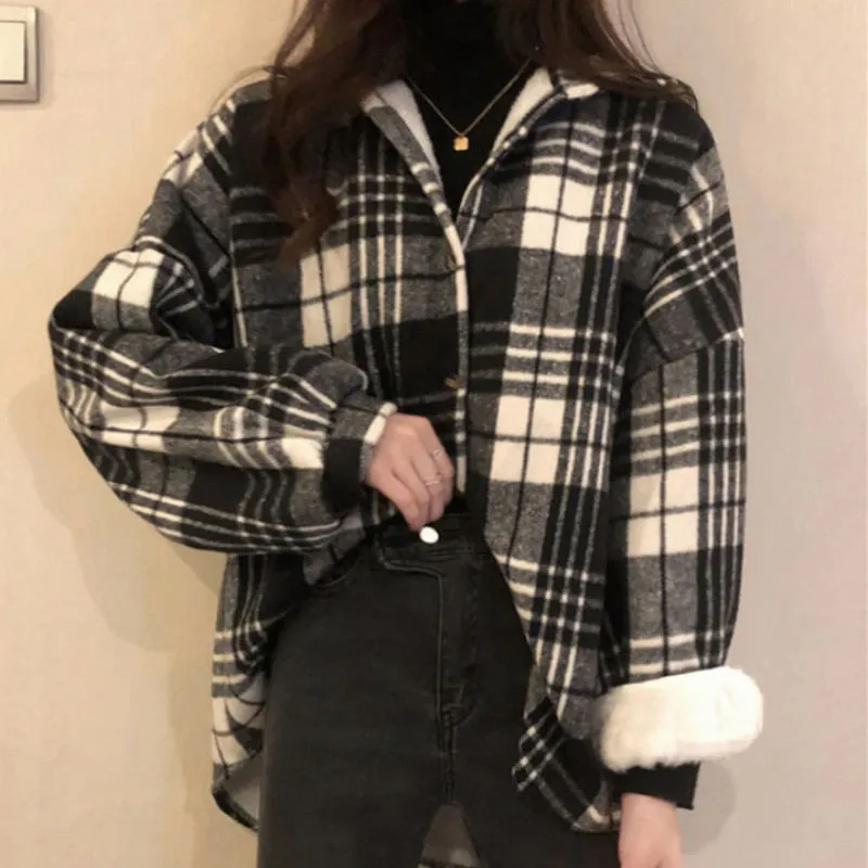 Thick Women Plaid Shirts Long Sleeve Warm Button Up Korean Ladies Tops Vintage Winter Korean Turn Down Collar Female Shirts